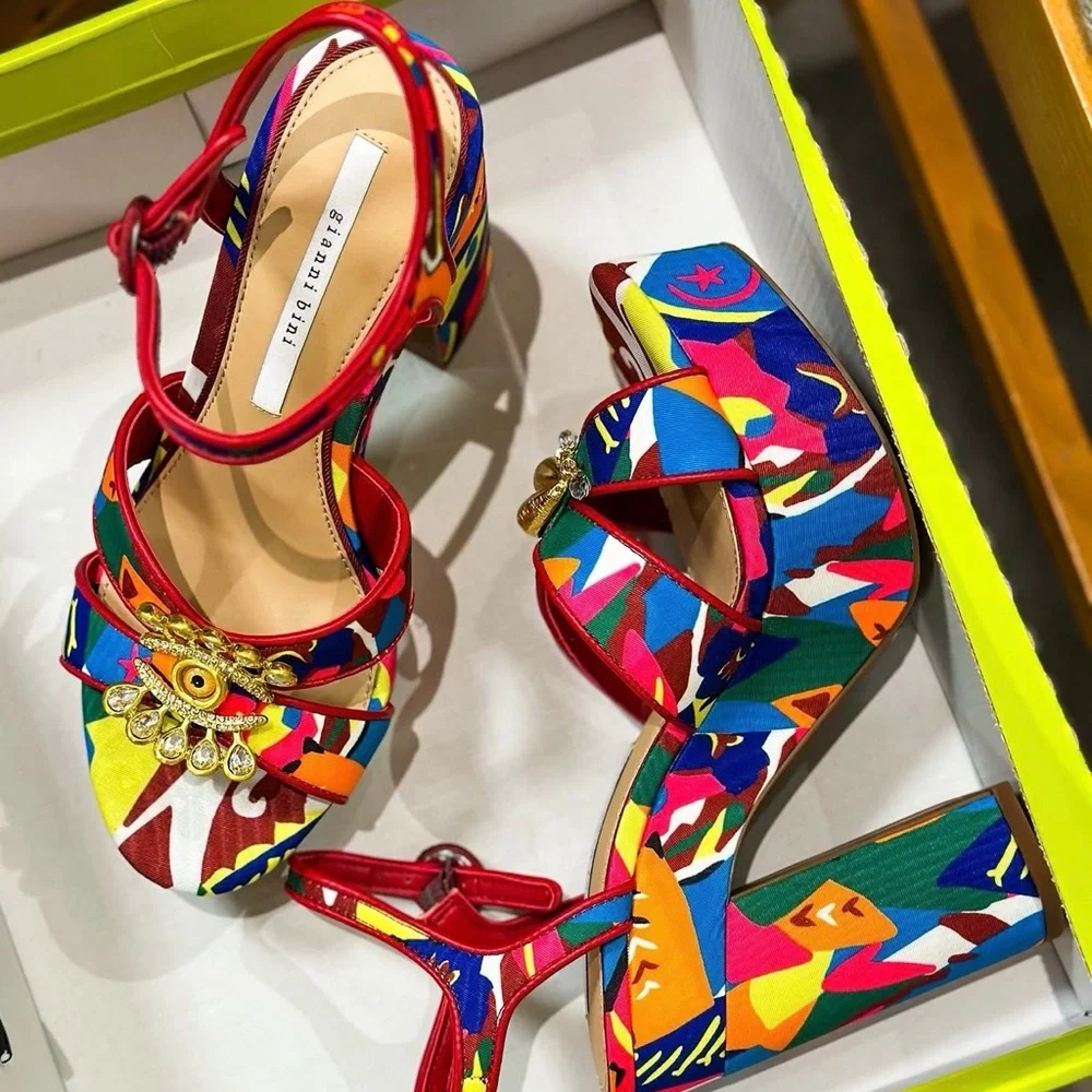 Gianni Bini Beaux Whimsical Mismatch Ornament Multicolor Platform Sandals 7.5M